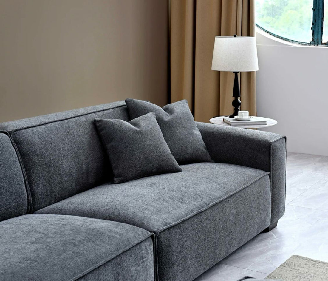 Aluxo Dakota 4 seater with Chaise