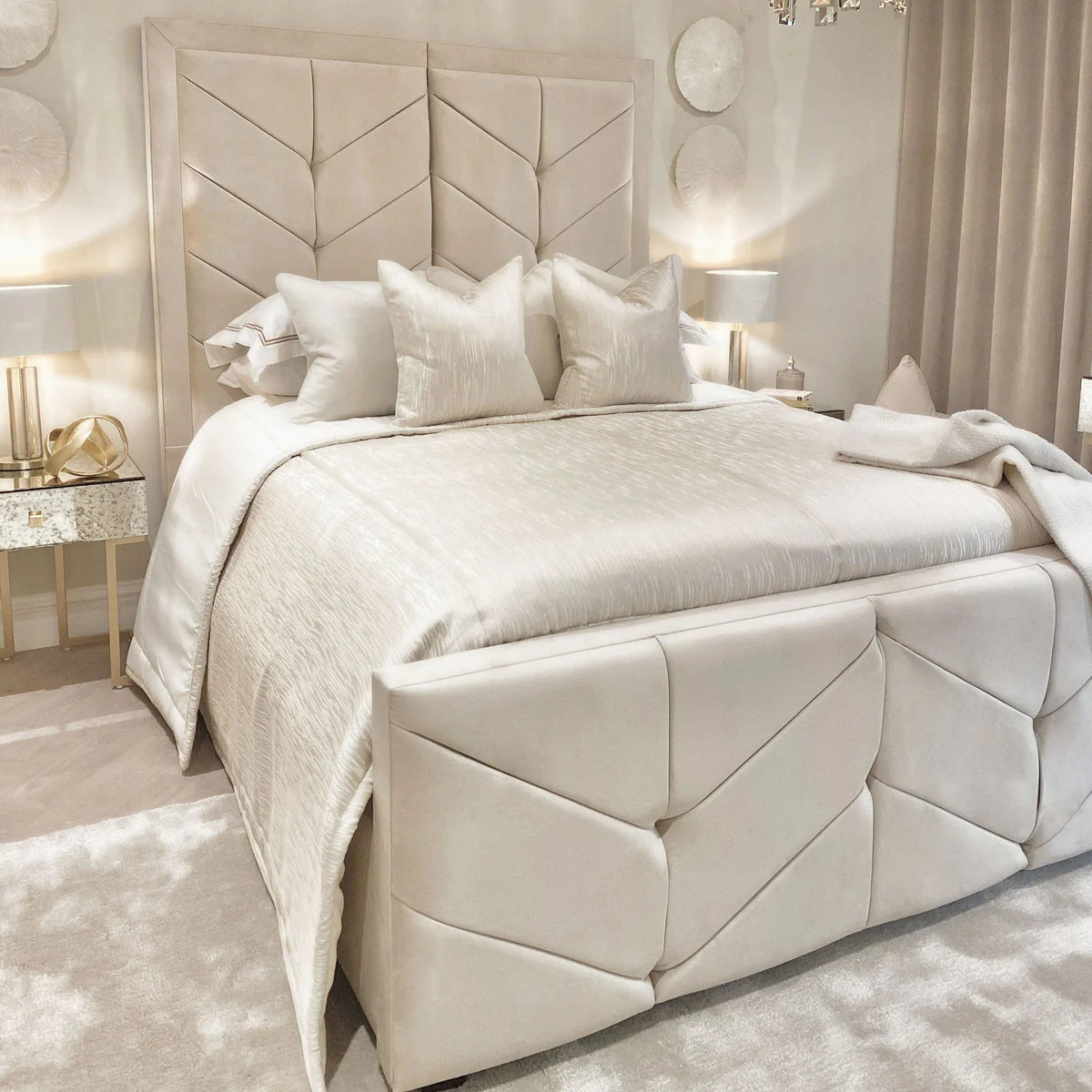 Ruby Bed